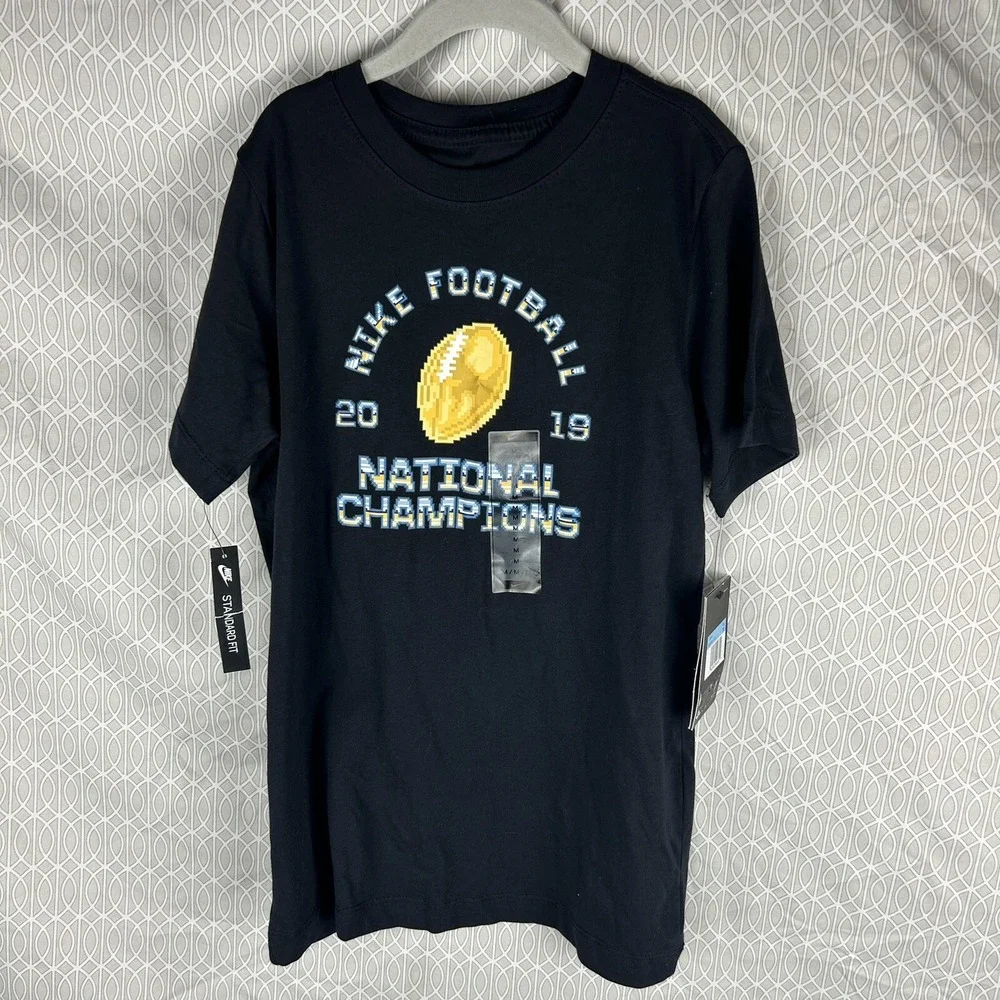 Kids NikeT-shirt Size Medium Sportswear Champs‎ 2019 National Championship
